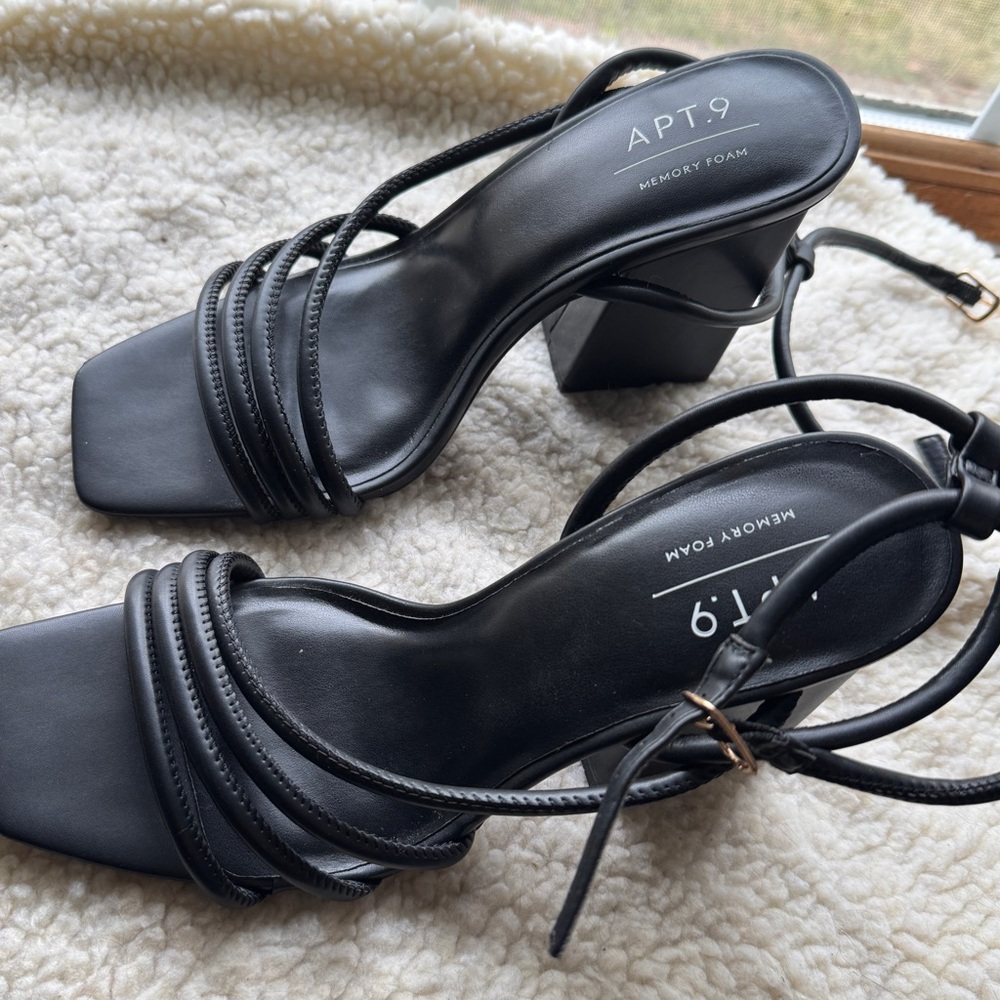Apt. 9 Elegant Black Heeled Sandals